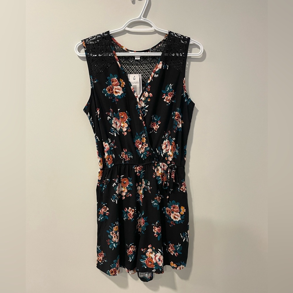 Warehouse One Black & Pink Floral Romper with Lace & Pockets NWT!